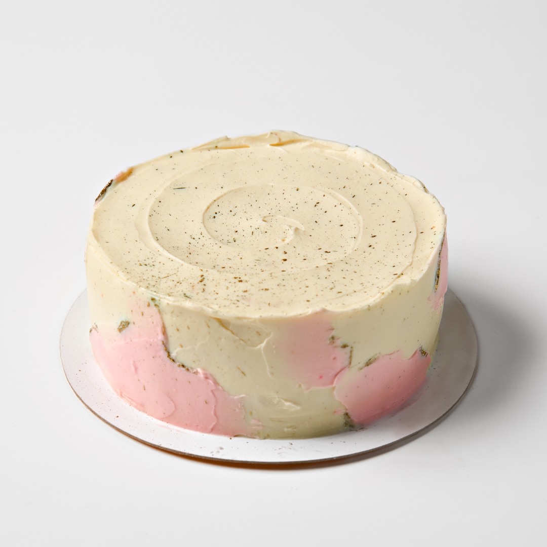 Bento-cake ваниль-клубника, по наличию уточните у оператора (предзаказ 48 часов с индивидуальным оформлением)